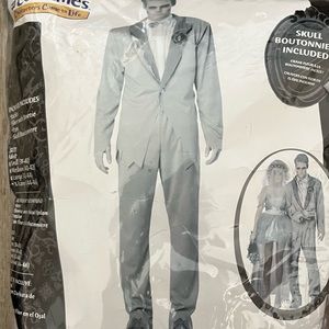 Men’s Ghostly Groom Costume